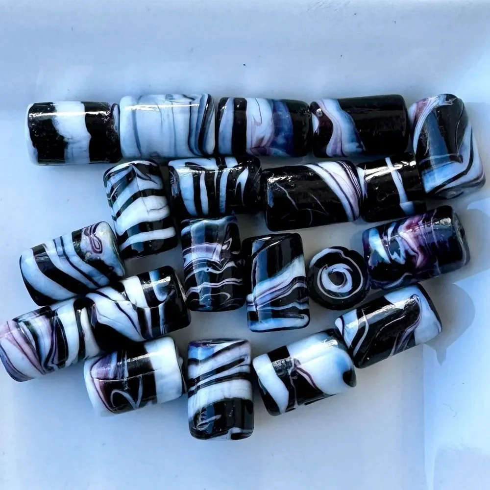 Handmade Black White Glass Bead Lot Artisan Lampwork Collection Jewelry Making